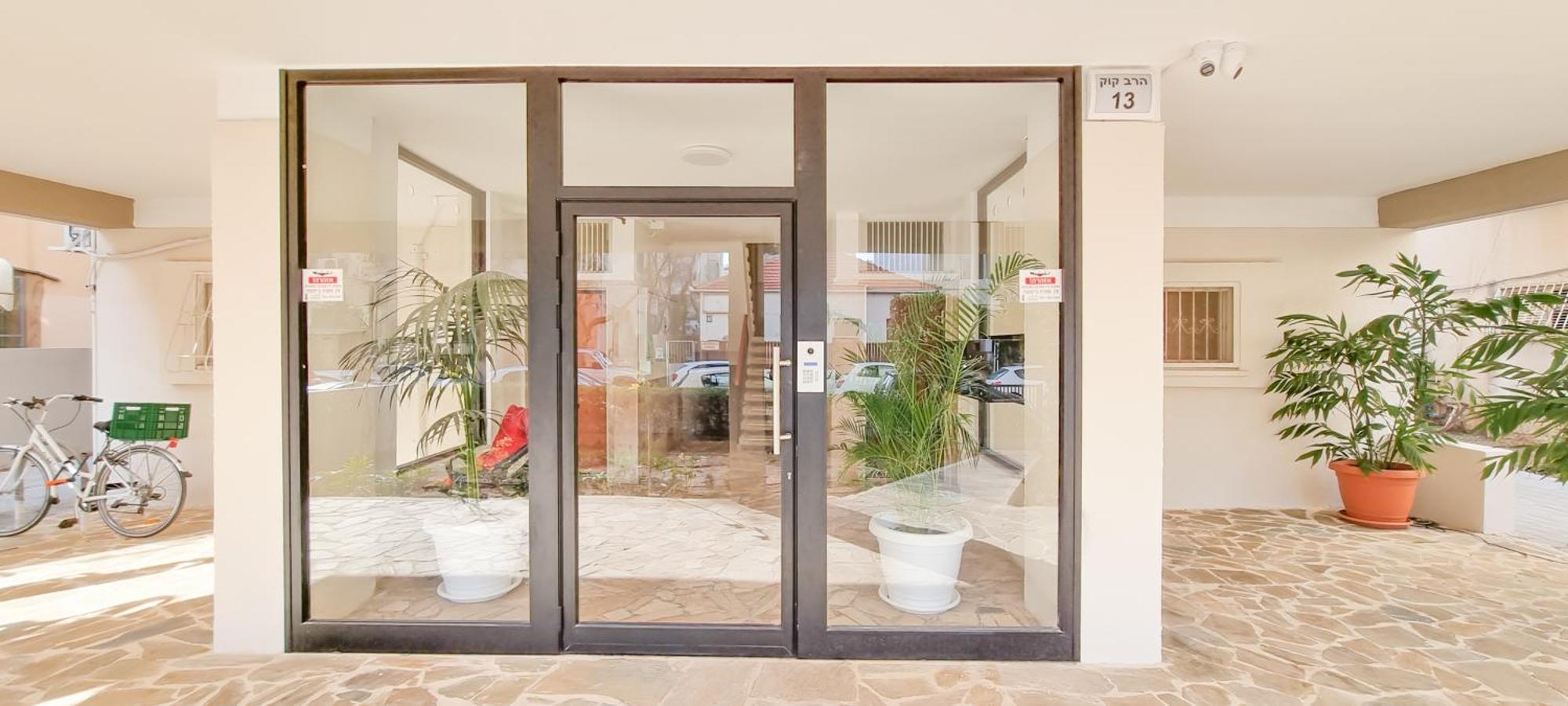 Bnb Israel Apartments - Harav Kook Lilas Tel Aviv Exteriör bild